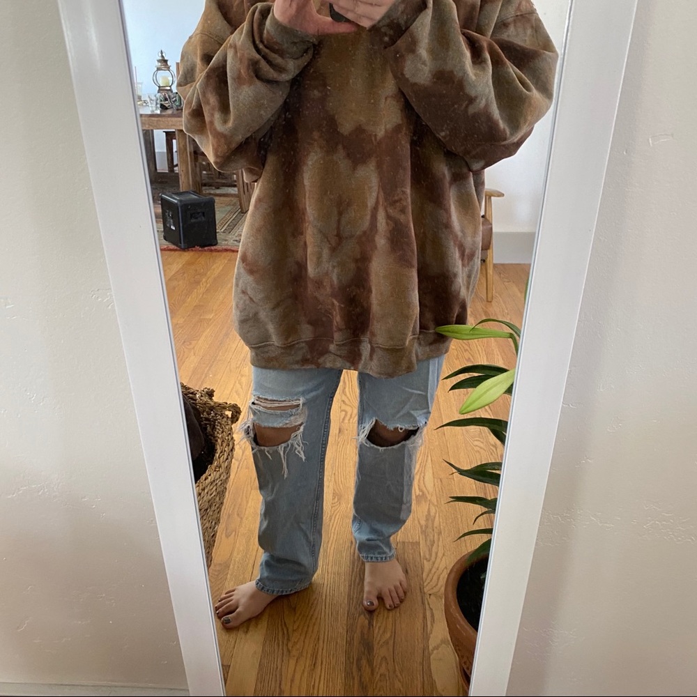 Handmade Tie-Dye Sweatshirt - Picture 3 of 8